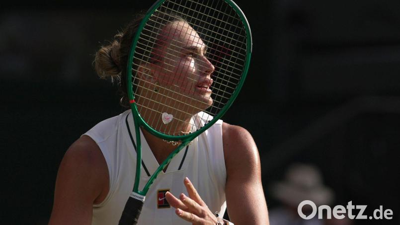 Aryna Sabalenka schied im Achtelfinale von Wimbledon aus. Bild: Brian Inganga/AP/dpa