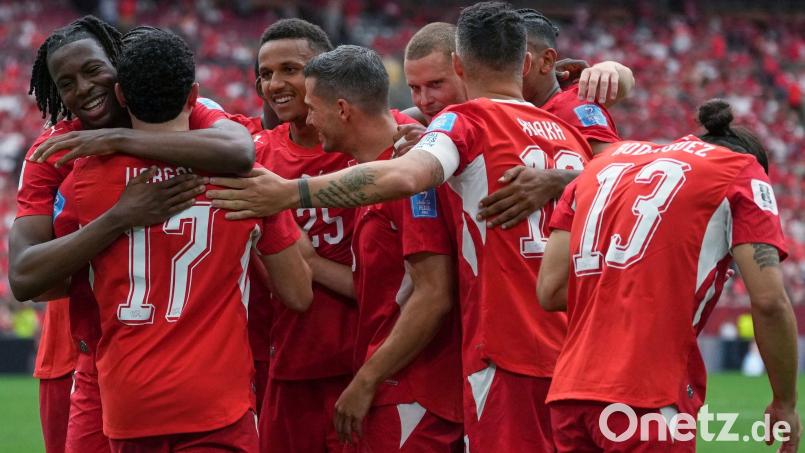 Der Schweizerische Fußballverband sieht sich vermehrt mit Hasskommentaren in den sozialen Medien gegen das Nationalteam während der Fußball-WM konfrontiert. (Archivbild) Bild: Abbie Parr/AP/dpa