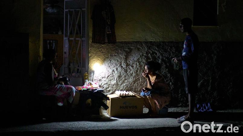 Auf Kuba kommt es immer wieder zu Stromausfällen. (Archivbild) Bild: Ramon Espinosa/AP/dpa