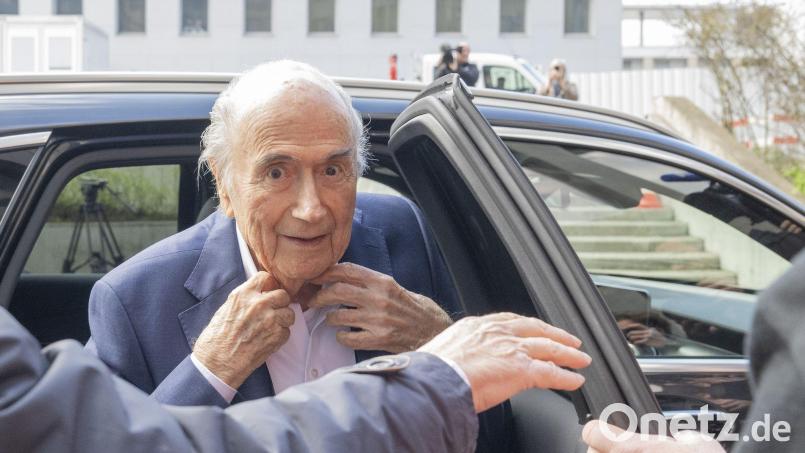 Der frühere FIFA-Präsident Joseph Blatter hat die FIFA im Umgang mit dem Fall Folarin Balogun kritisiert. (Archivbild) Bild: Urs Flueeler/KEYSTONE/dpa