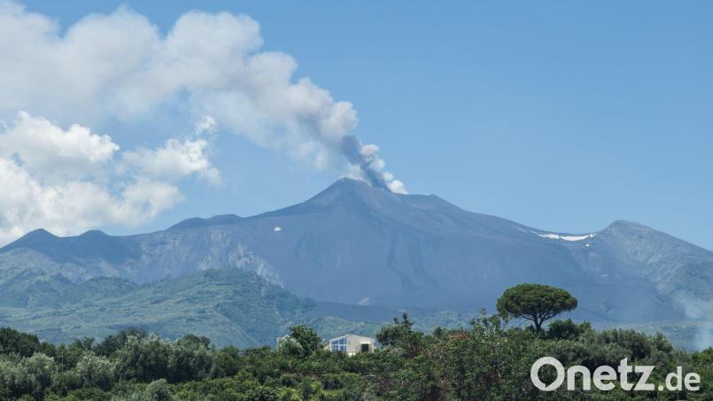 Seit dem Wochenende rumorte der Ätna wieder. Bild: Francesco Enriquez/IPA via ZUMA Press/dpa