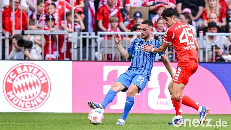 Hier noch Rivalen, bald wieder Teamkollegen bei den Bayern: Ibrahimovic (links) und Pavlovic (rechts). (Archivbild) Bild: Harry Langer/dpa
