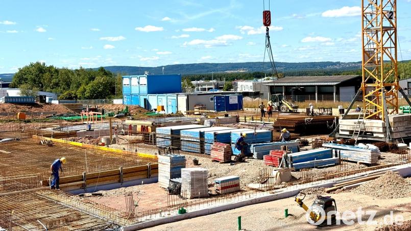 Die Arbeiten auf dem Gelände in Wernberg-Köblitz sind in vollem Gange. Bild: Gabi Schönberger