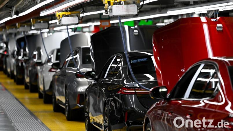 Die Produktion der Autoindustrie zieht an. Bild: Sven Hoppe/dpa