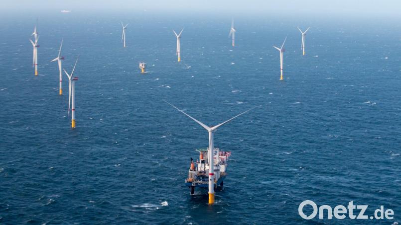 EnBW fordert Korrektur von Windkraft-Ausbauzielen auf See. (Archivbild) Bild: Kurt Desplenter/BELGA/dpa