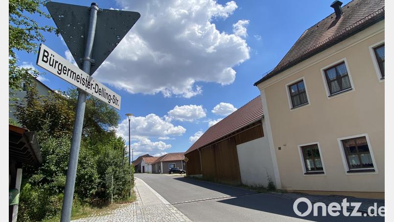 Ungereimtheiten beim Bau der Bürgermeister-Delling-Straße beschäftigen den Rechnungsprüfungsausschuss. Bild: Claudia Völkl