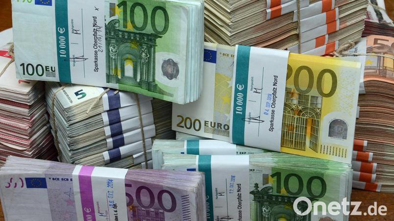 Rund 36,7 Millionen Euro - noch nie zuvor bewegte die Stadt Nabburg in einem Jahr soviel Geld. Bild: Petra Hartl