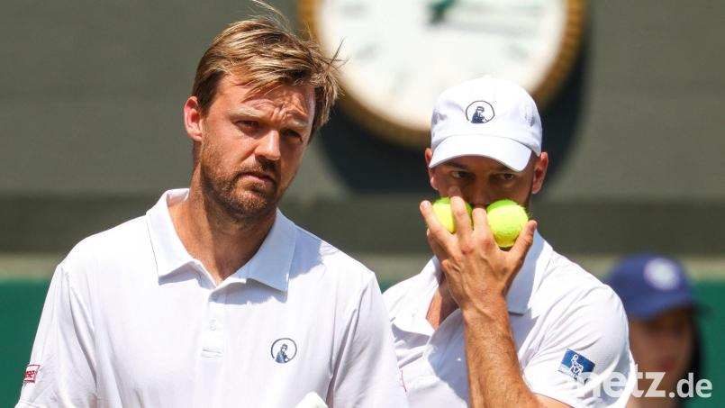 Kevin Krawietz (l) und Tim Pütz (r) verlieren im Wimbledon-Halbfinale. Bild: Frank Molter/dpa