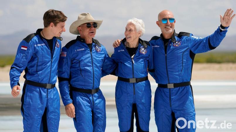 2021 flog Wally Funk mit Blue Origin ins Weltall und schrieb Geschichte. (Archivbild) Bild: Tony Gutierrez/AP/dpa