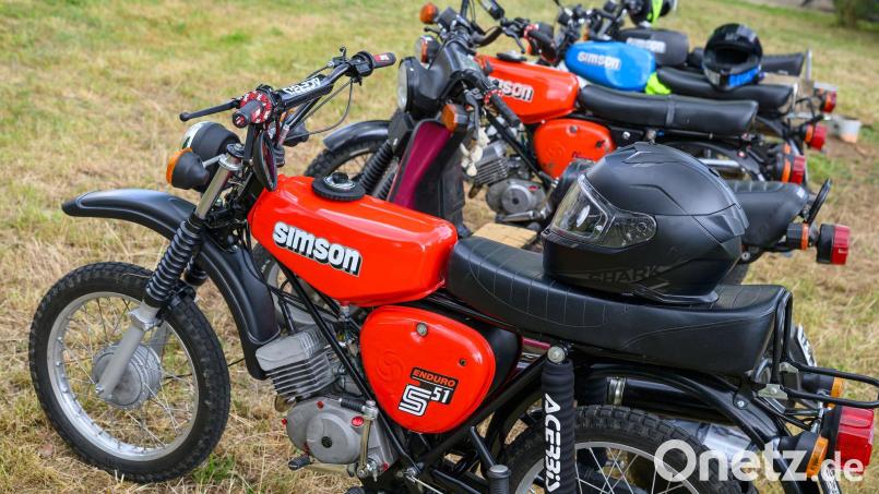 Gibt es einen Sonderstatus auch für Simson-Reimporte. Thüringen führt Gespräche (Illustration). Bild: Patrick Pleul/dpa