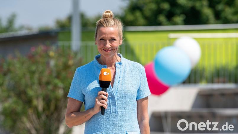 Nach dem „Fernsehgarten“ vom vergangenen Wochenende waren Rassismus-Vorwürfe gegen Moderatorin Andrea Kiewel laut geworden. (Archivbild) Bild: Sascha Baumann/ZDF/dpa