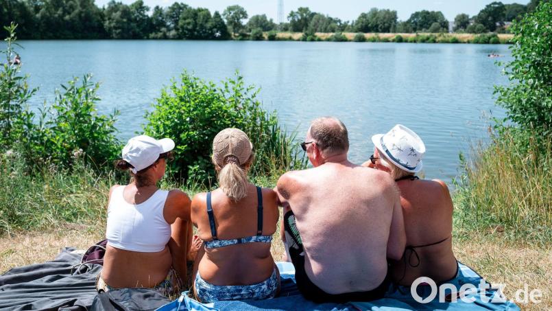 Im Freistaat bleibt es sonnig und heiß. Bild: Daniel Vogl/dpa