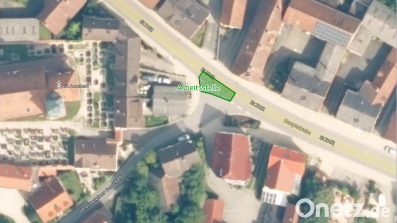 Die Lage der Baustelle an der Kreuzung von Hauptstraße und Veldensteiner Forstweg. Grafik: Stadt Auerbach