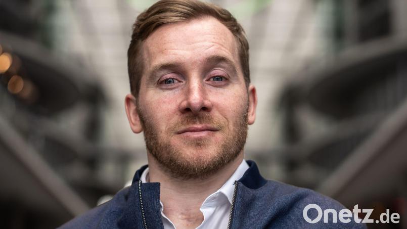 Der Schauspieler Samuel Koch wird mit dem Erich-Kästner-Preis des Dresdner Presseclubs ausgezeichnet (Archivbild). Bild: Michael Kappeler/dpa