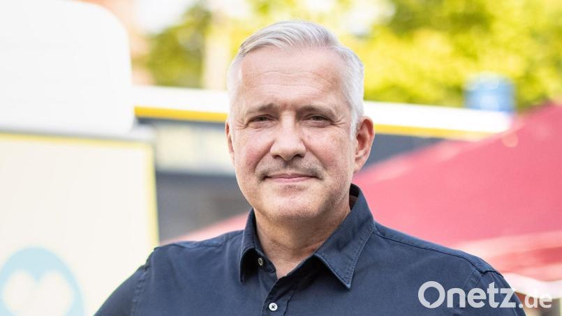 Nutzte sein Trinkgeld für pädagogisch nicht wertvolle Ausgaben: Fernsehkoch Alexander Herrmann. (Archivbild) Bild: Matthias Balk/dpa