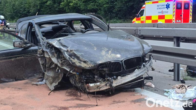 Bei dem Unfall starb eine 13-Jährige, vier weitere Menschen wurden schwer verletzt. Bild: Helmut Degenhart/Zema-Medien/dpa