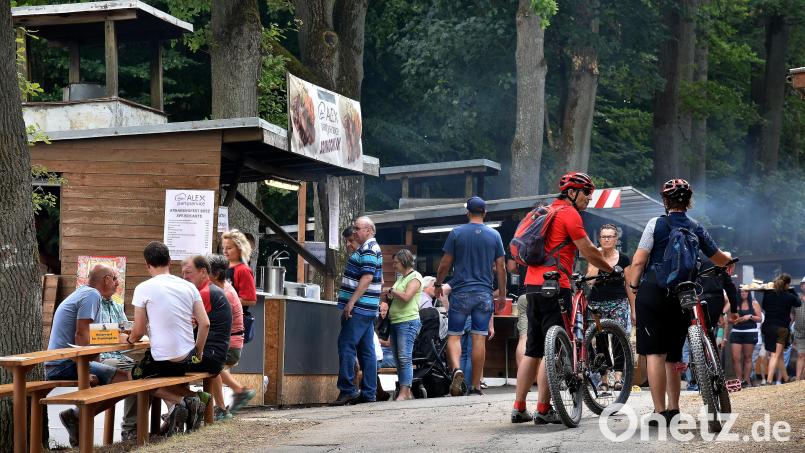 Mit dem Fahhrad auf den Annaberg - das ist eine gute Idee. Fahrradparkplätze stehen ausreichend zur Verfügung. Bild: Stephan Huber