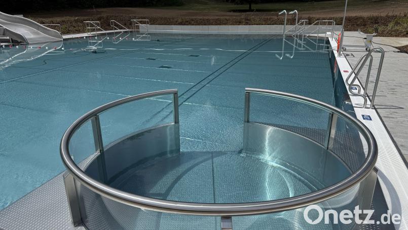 Neu im Freudenberger Freibad: Eine sogenannte Schaukel-Bucht im Nichtschwimmerbecken. Bild: gri