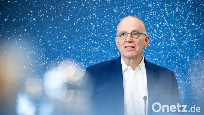 OHB-Chef Marco Fuchs glaubt fest an einen Raketenstart von einem Spezialschiff. (Archivfoto) Bild: Sina Schuldt/dpa