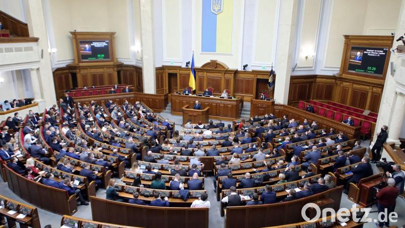 Das ukrainische Parlament muss der Ernennung des neuen Ministerpräsidenten noch zustimmen. (Archivbild) Bild: -/Ukrinform/dpa