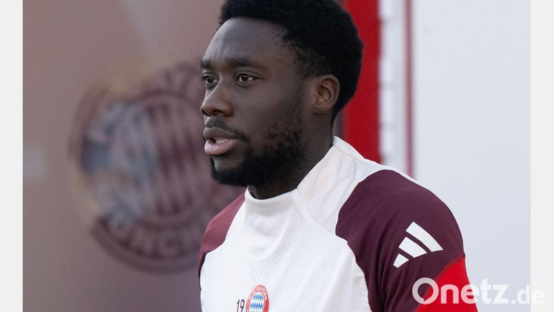 Alphonso Davies trainiert wieder in München. (Archivbild) Bild: Sven Hoppe/dpa
