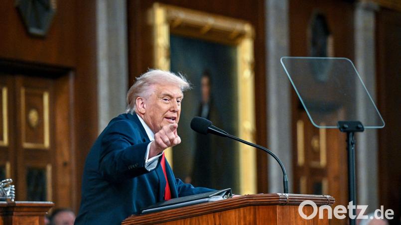 Donald Trumps Rede zur Lage der Nation im Februar gehört zu den Auftritten, an denen sich der Mann hinter seinem Teleprompter bereichert haben soll. (Archivbild) Bild: Kenny Holston/Pool The New York Times/dpa
