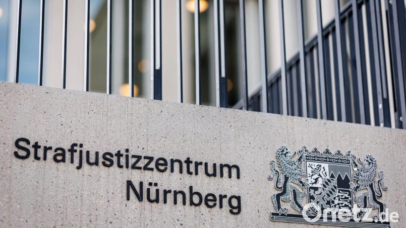 Ein Mann steht in Nürnberg wegen des Vorwurfs der schweren Zwangsprostitution vor Gericht. Archivbild: Daniel Karmann/dpa