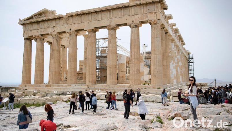 Noch ist nicht bekannt, warum ein Touristenpaar an der Akropolis angegriffen wurde. (Archivbild) Bild: Laurent Gillieron/Keystone/dpa