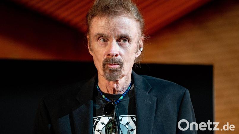 Der US-Schriftsteller T.C. Boyle hat mit „Das Ende ist nur ein Anfang“ einen neuen Band mit Erzählungen vorgelegt. (Archivbild) Bild: Axel Heimken/dpa