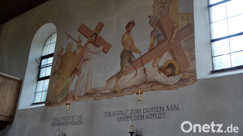 Der einzigartige von Ossy Treutz gemalte Kreuzweg soll auf jeden Fall erhalten werden. Bild: Julia Benkhardt