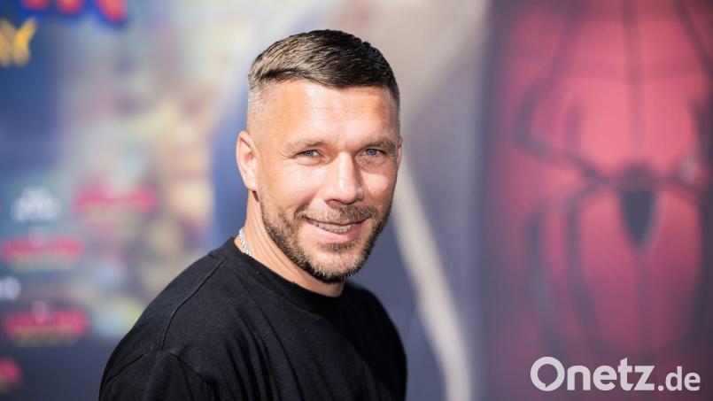 Äußert sich kritisch über die DFB-Elf: Lukas Podolski. (Archivbild) Bild: Christoph Soeder/dpa