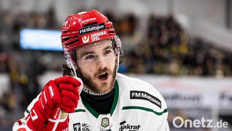 Brayden Tracey jubelt in der kommenden Saison im Trikot der Blue Devils Weiden. Bild: picture alliance / BILDBYRÅN | JOHAN LÖF