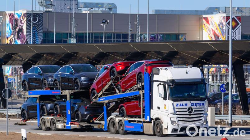 Tesla schaffte ein deutliches Absatzplus. (Archivbild) Bild: Patrick Pleul/dpa