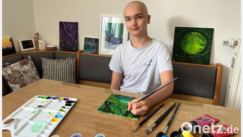 Der 14-jährige Valentin Weber ist an Leukämie erkrankt und wird in der Kinderonkologie der Regensburger Uniklinik Regensburg behandelt. Die Chemotherapie schlägt bei ihm gut an. Der Schwandorfer Gymnasiast hat in dieser Zeit das Malen für sich entdeckt. Bild: ihl