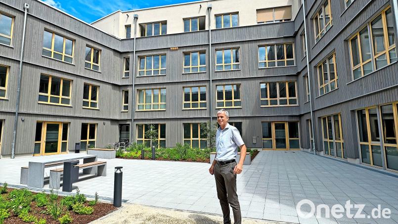 Behördenleiter Johann Feiler ist mit dem Neubau rundum zufrieden. Bild: Matthias Bäumler