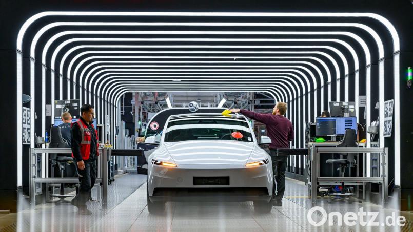 Tesla schaffte ein deutliches Absatzplus. (Archivbild) Bild: Patrick Pleul/dpa