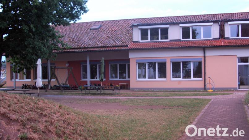 In den Fokus des Informationspaketes, vorgetragen vom Kastler Bürgermeister, rückte auch die „Elternpost“ aus dem Kinderhaus „Pusteblume“. Bild: wro