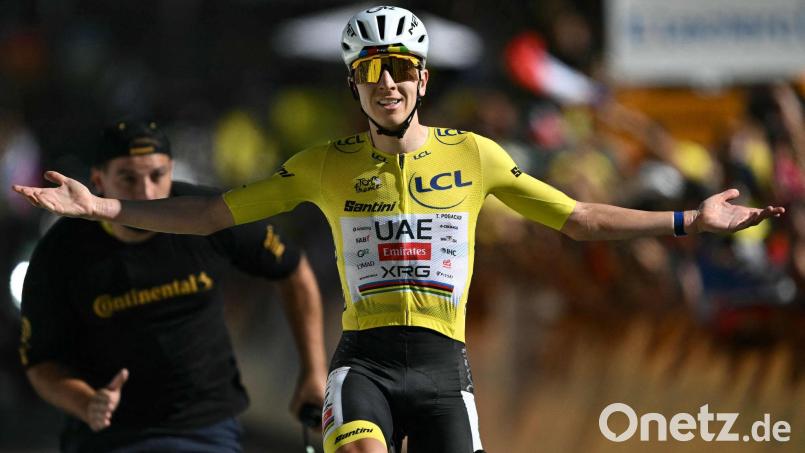 Tadej Pogacar siegt in Alpe d'Huez. Bild: Jeff Pachoud/AFP/dpa