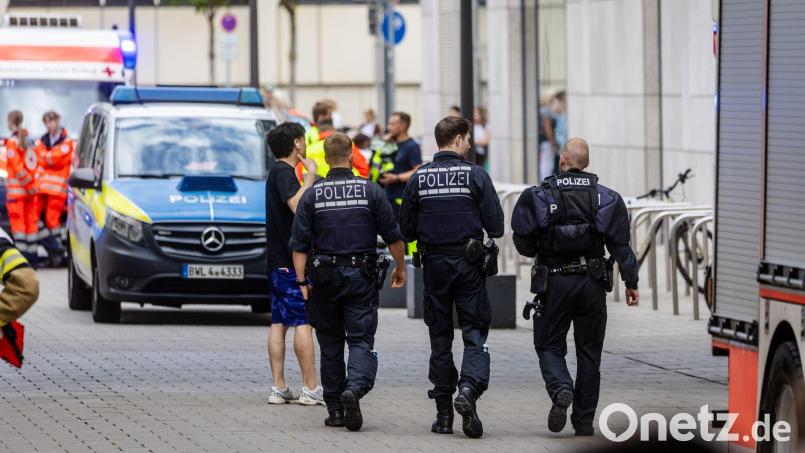 Die Tat ereignete sich in einem großen Einkaufszentrum nahe dem Stuttgarter Hauptbahnhof. Bild: Christoph Schmidt/dpa