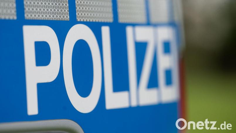 Die Polizei stellte die beiden jungen Männer. (Symbolbild) Bild: Marijan Murat/dpa