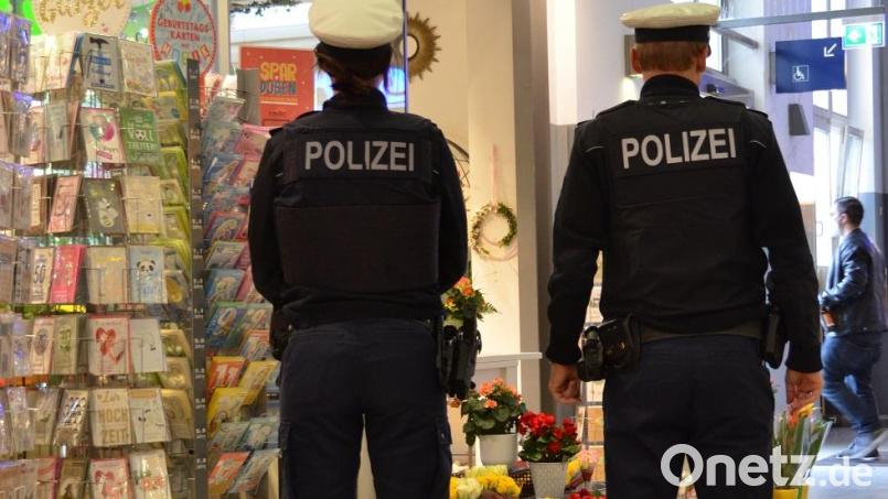Am Hauptbahnhof Regensburg wurden zwei Männer beim Ladendiebstahl ertappt. Symbolbild: Bundespolizei