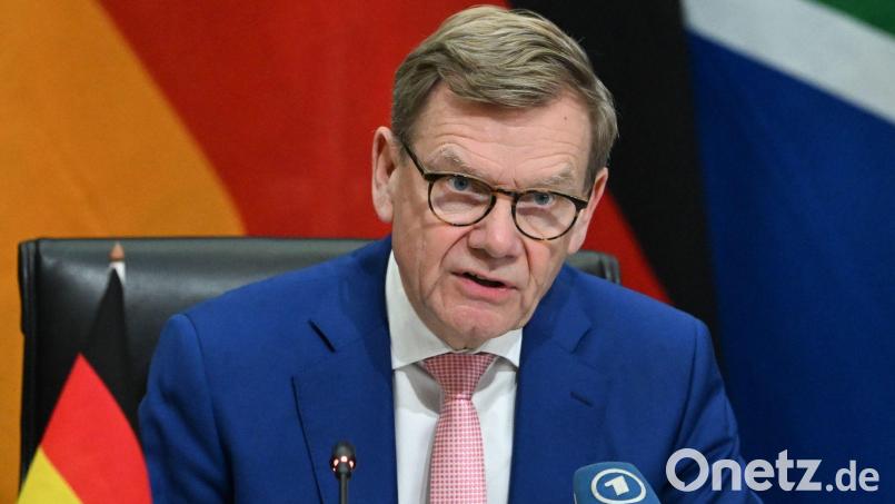 Wadephul zieht in einer ZDF-Sendung einen ungewöhnlichen Vergleich, als um das Völkerrecht ging. Bild: Soeren Stache/dpa