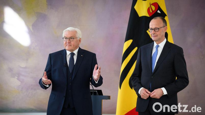Zur Umbildung des Kabinetts ist als Nächstes der Bundespräsident gefragt. (Archivbild) Bild: Bernd von Jutrczenka/dpa
