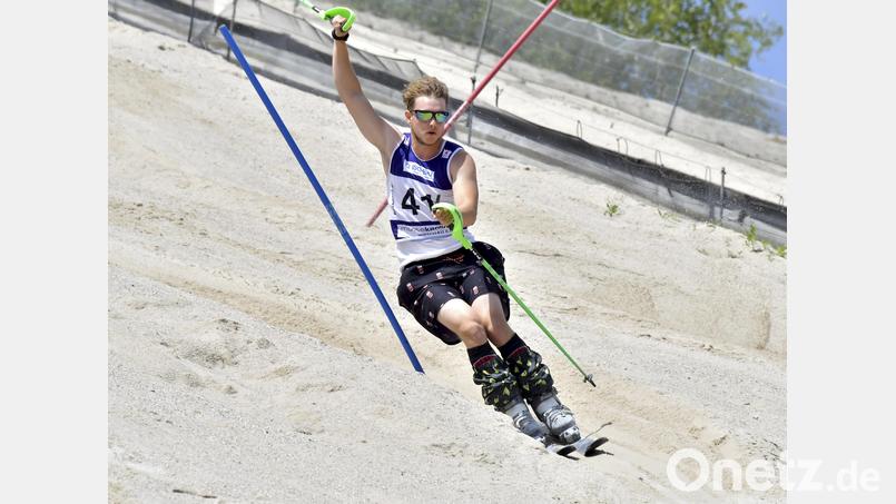 Titelverteidiger Max Straub in seinem Element: Der Allgäuer geht am kommenden Wochenende bei der Sandski-EM am Monte Kaolino erneut auf Titeljagd. Archivbild: Hubert Ziegler