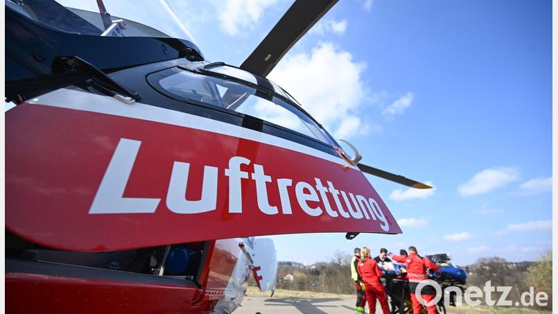 Das siebenjährige Mädchen wurde mit einem Hubschrauber in eine Klinik geflogen. (Symbolbild) Bild: Bernd Weißbrod/dpa