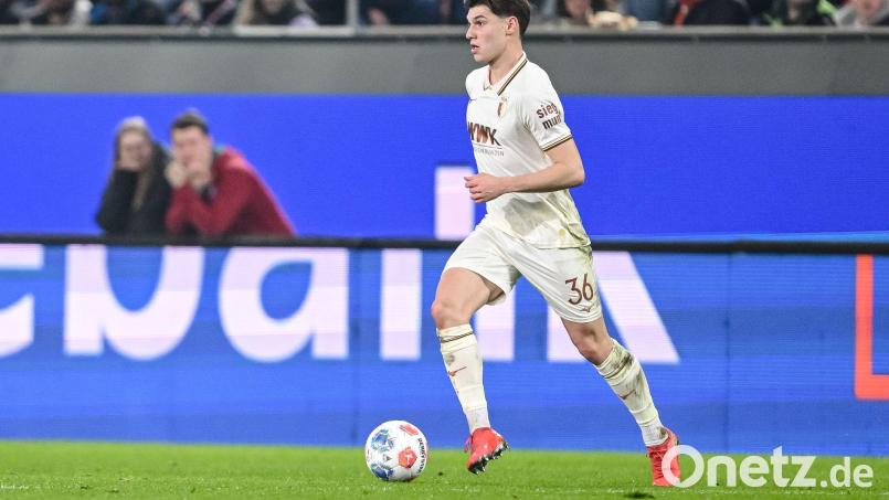 Mert Kömür erzielte für den FC Augsburg das 1:1 im Test gegen Saarbrücken. (Archivbild) Bild: Harry Langer/dpa