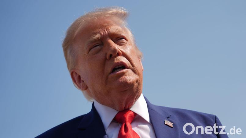 US-Präsident Donald Trump pausierte die Angriffe im Iran nach eigenen Angaben auf Bitten der Vermittlerländer. (Archivbild) Bild: Julia Demaree Nikhinson/AP/dpa