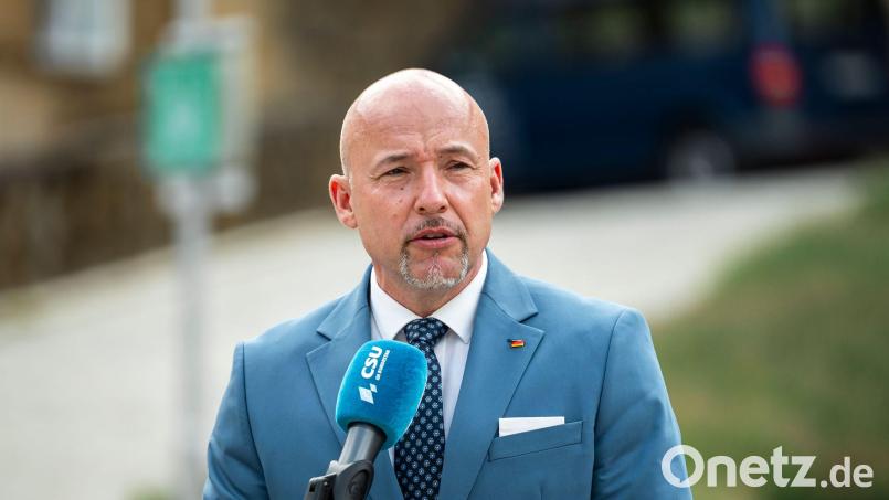 CSU-Landesgruppenchef Alexander Hoffmann hofft auf ein gutes Ergebnis für Thorsten Frei bei dessen geplanter Wahl zum Unionsfraktionschef im Bundestag. Bild: Daniel Vogl/dpa