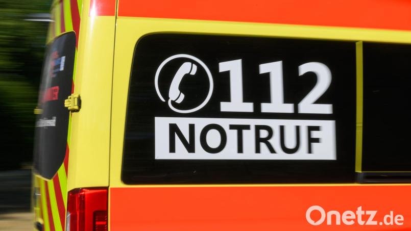 Der 22-Jährige kam mit schweren Verletzungen ins Krankenhaus. (Archivbild) Bild: Patrick Pleul/dpa