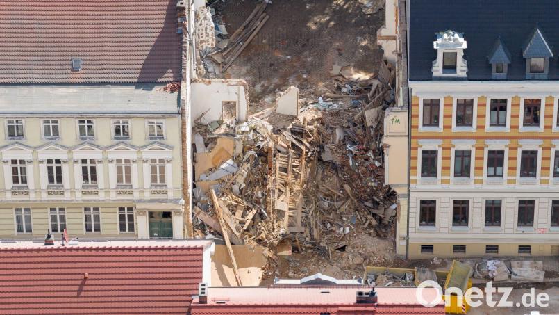 Nach dem Hauseinsturz ist Haftbefehl gegen zwei Männer erlassen worden. (Archivbild) Bild: Sebastian Kahnert/dpa